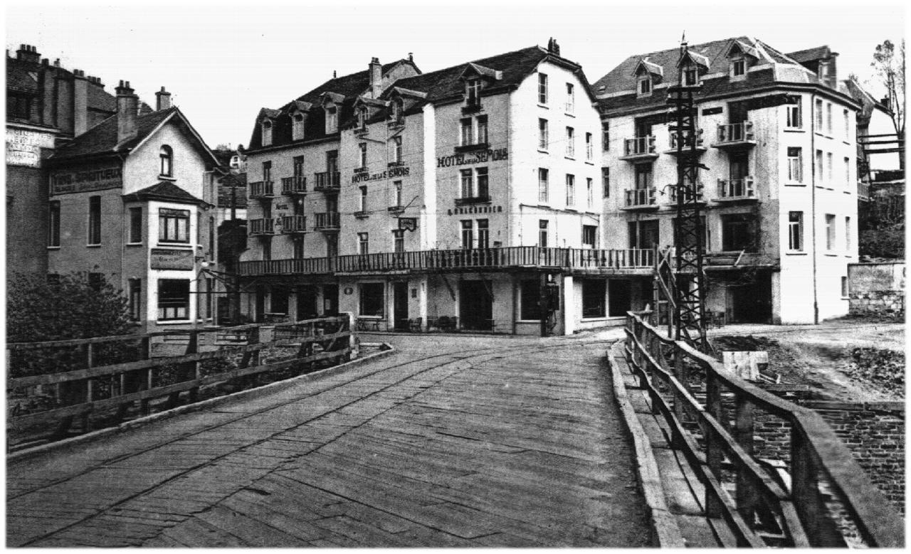 Hotel Bouillon Exterior photo